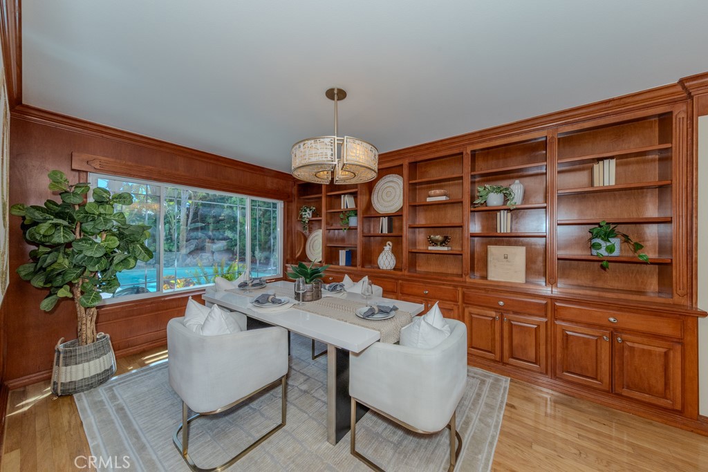 10712 Dorothy Circle