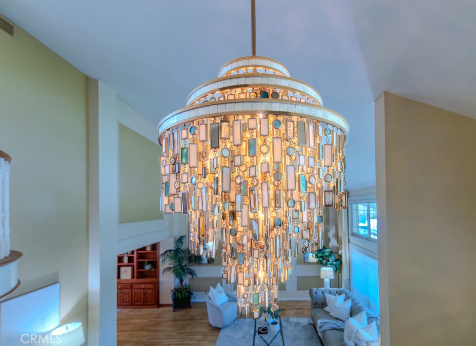 10712 Dorothy Circle