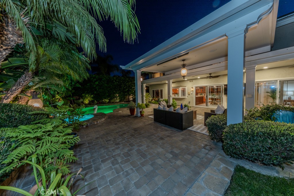 10712 Dorothy Circle