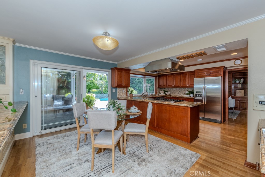 10712 Dorothy Circle