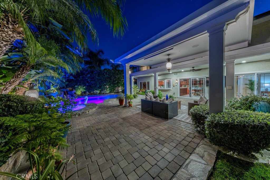 10712 Dorothy Circle