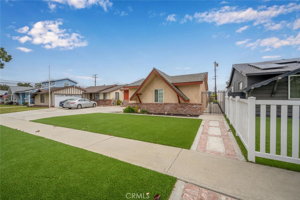 20902 Belshire Avenue