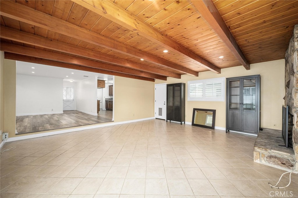 20902 Belshire Avenue