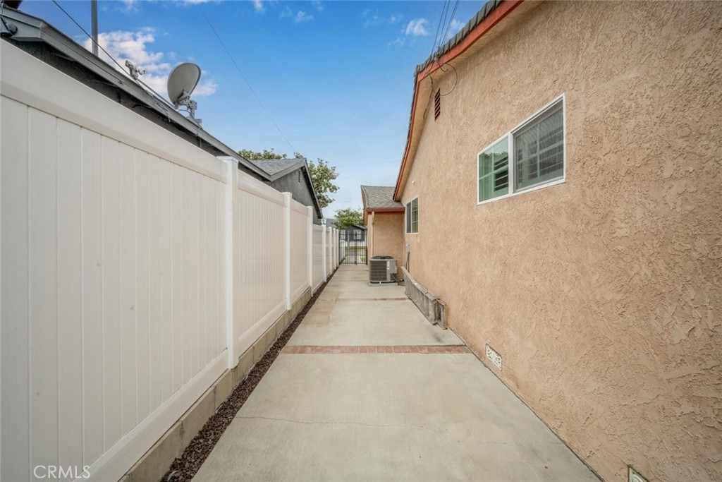 20902 Belshire Avenue