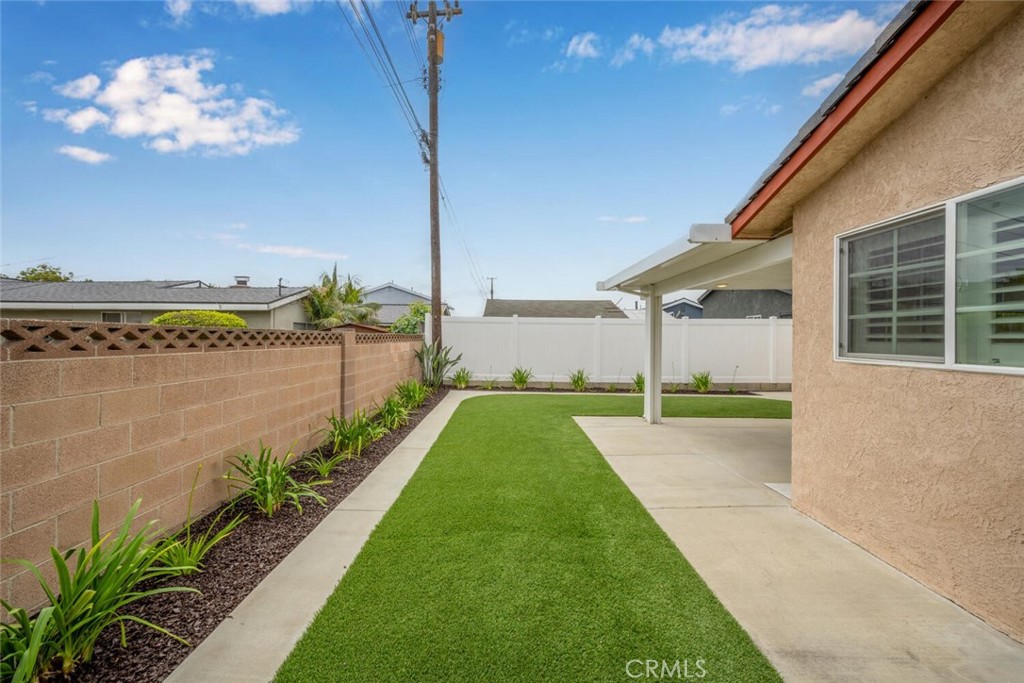 20902 Belshire Avenue