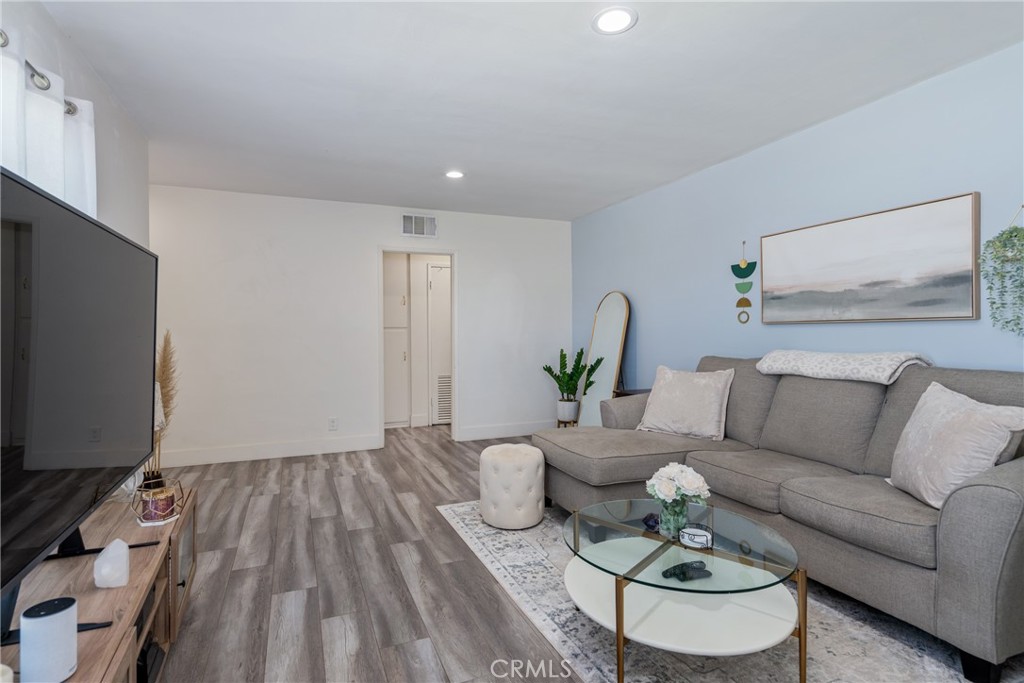 7830 La Carta Circle