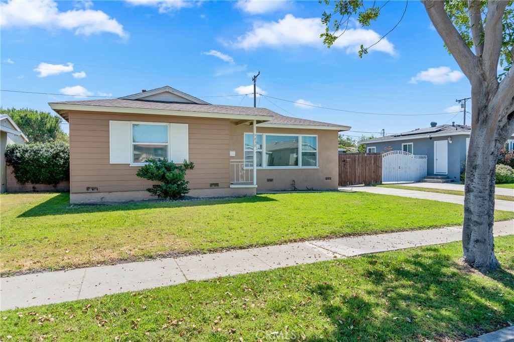 7830 La Carta Circle