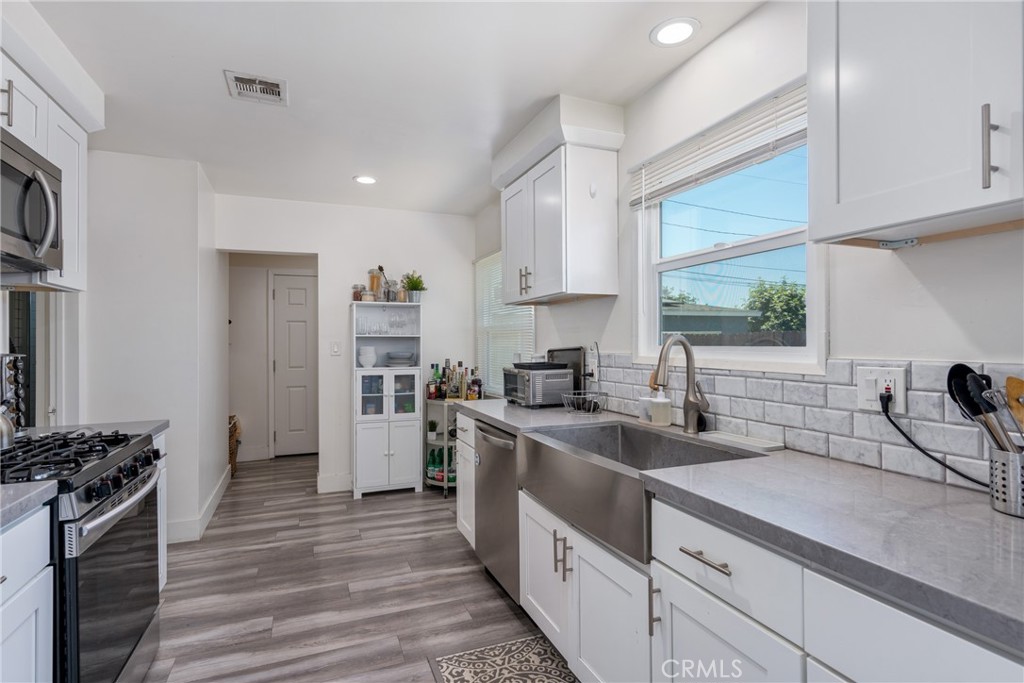 7830 La Carta Circle