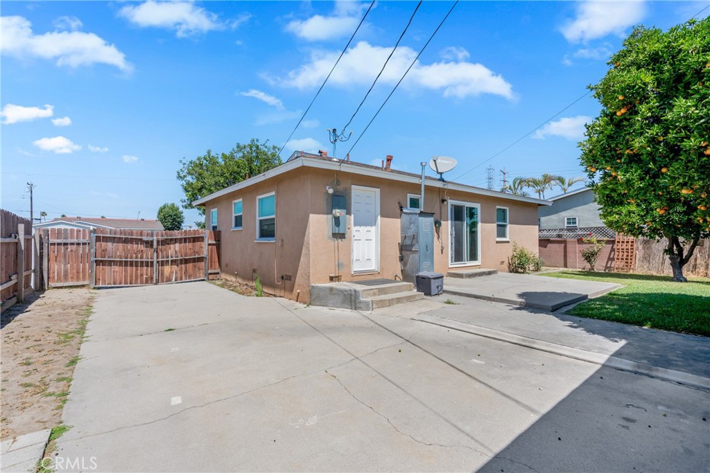 7830 La Carta Circle