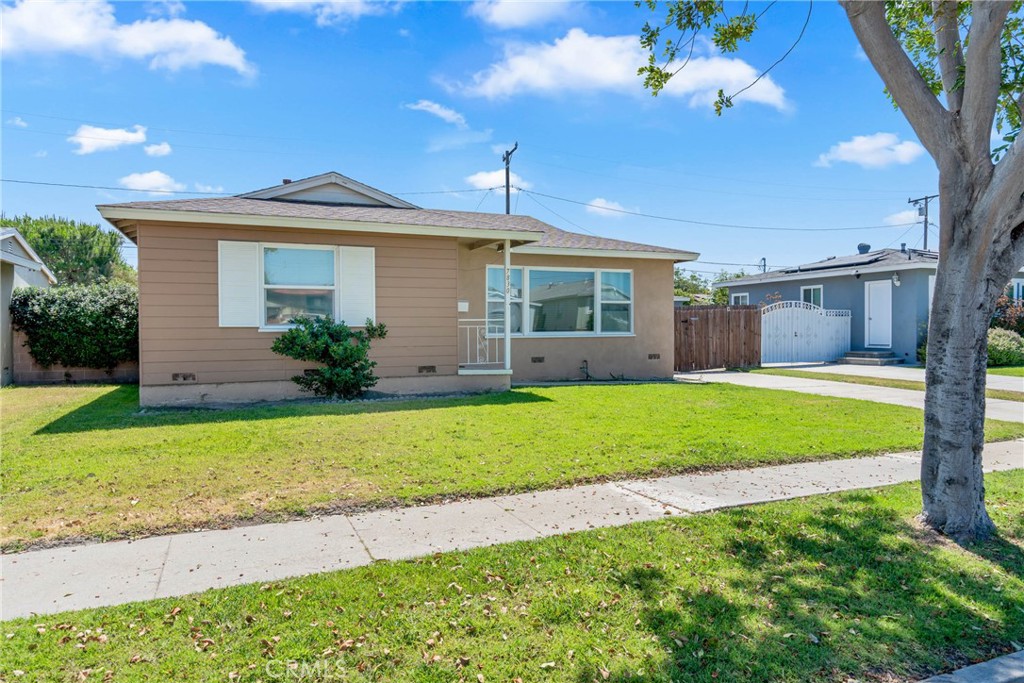 7830 La Carta Circle