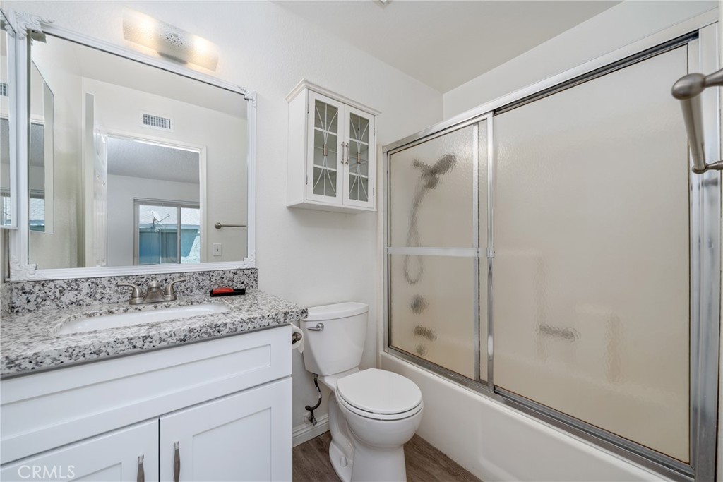 5640 Riverside Drive 125