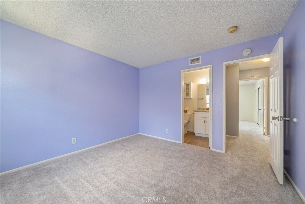 5640 Riverside Drive 125