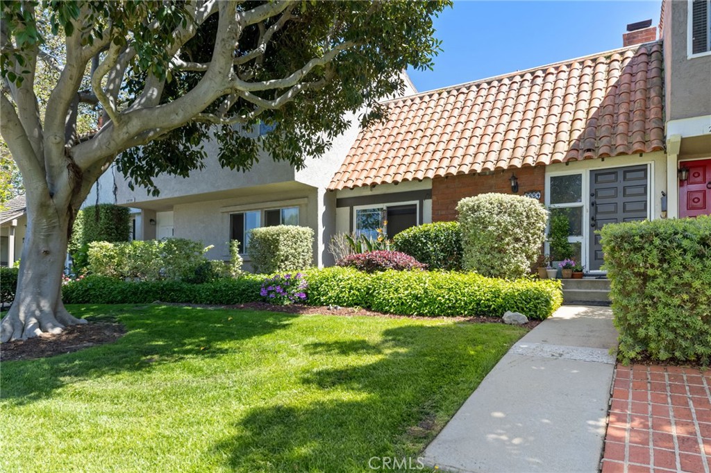 2654 Vista Del Oro
