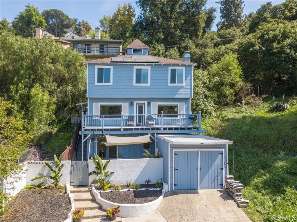 1611 CARBON CANYON Road