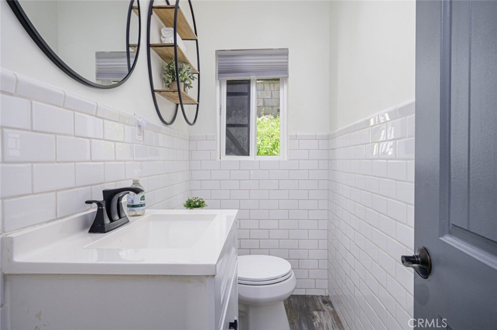 1611 CARBON CANYON Road