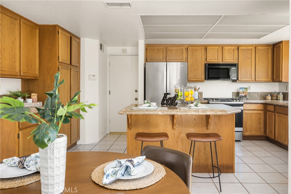 11517 Norgate Circle