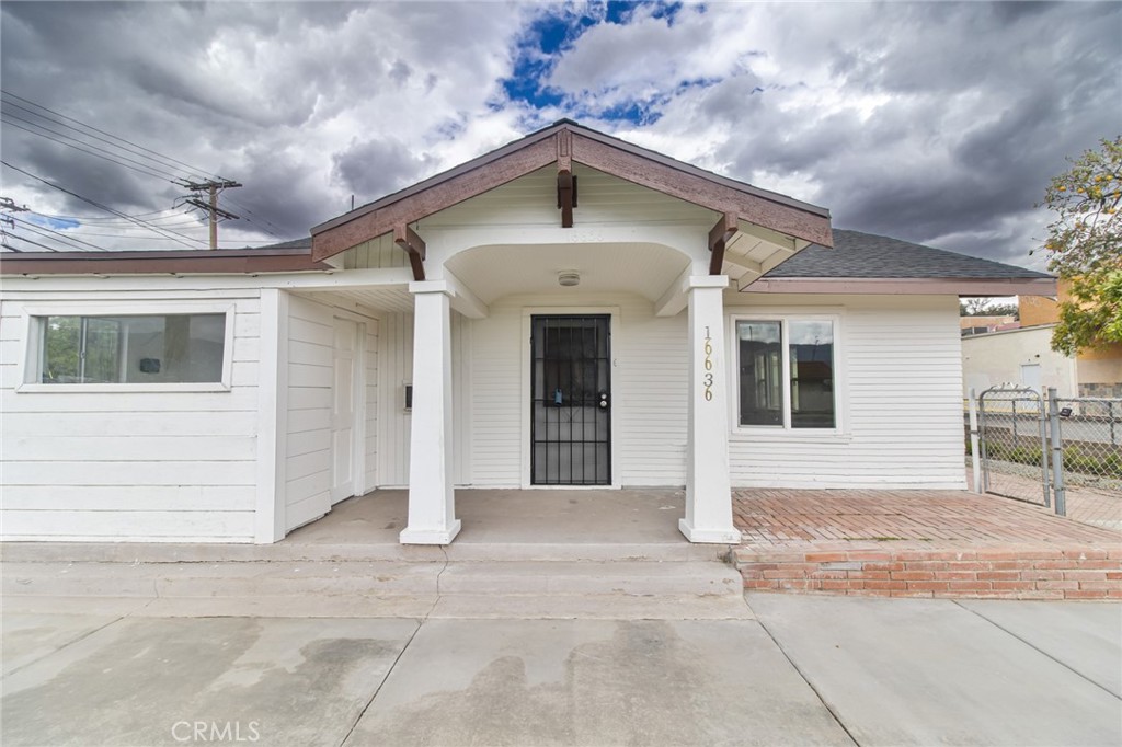 16636 Lakeshore Drive