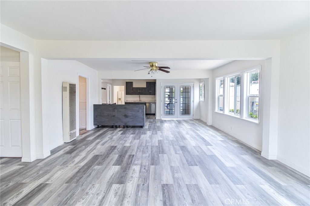 16636 Lakeshore Drive