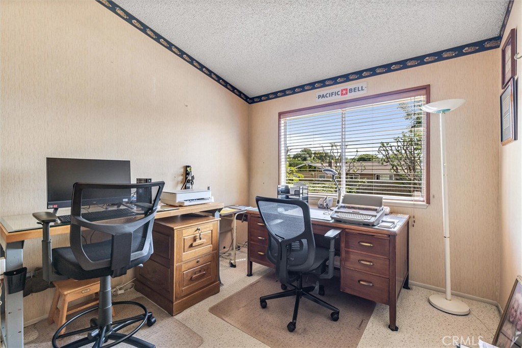 4466 Rainbow Lane