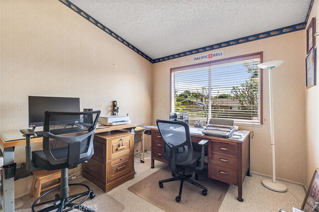 4466 Rainbow Lane