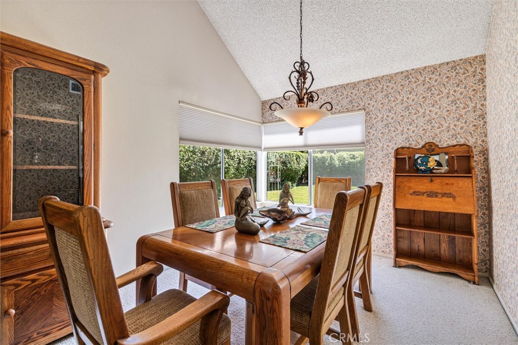 4466 Rainbow Lane