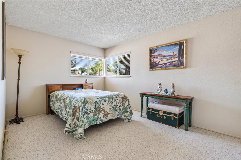 4466 Rainbow Lane