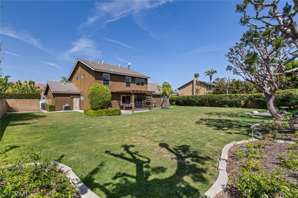 4466 Rainbow Lane