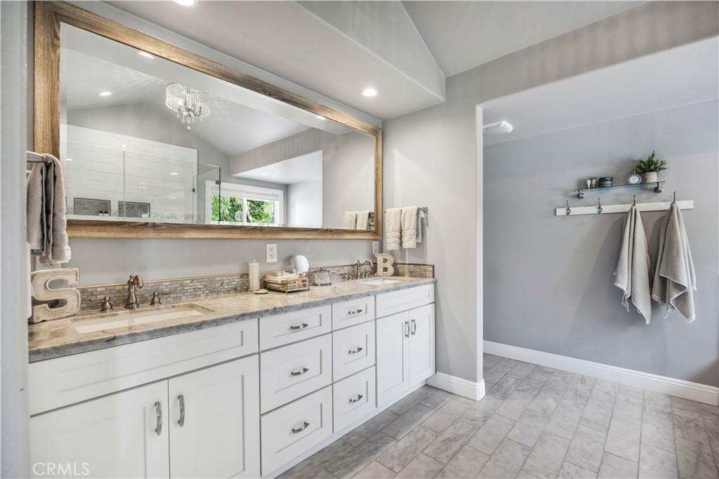 519 E Cumberland Road