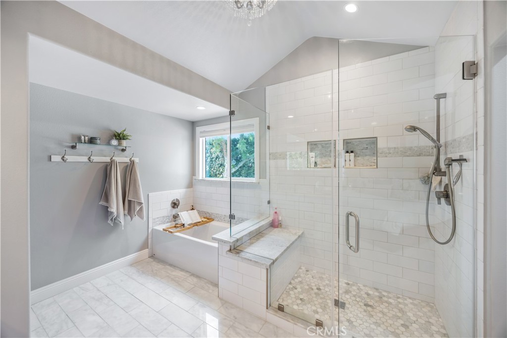 519 E Cumberland Road