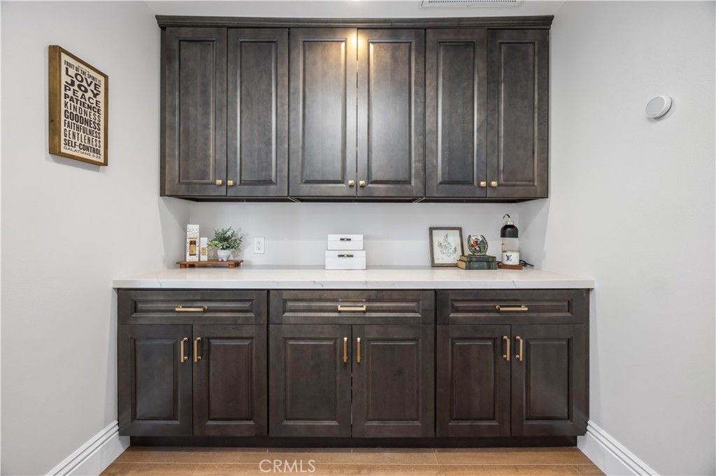 519 E Cumberland Road