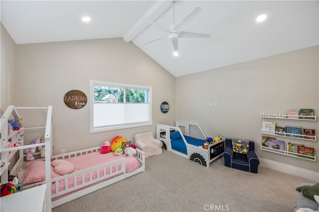 519 E Cumberland Road