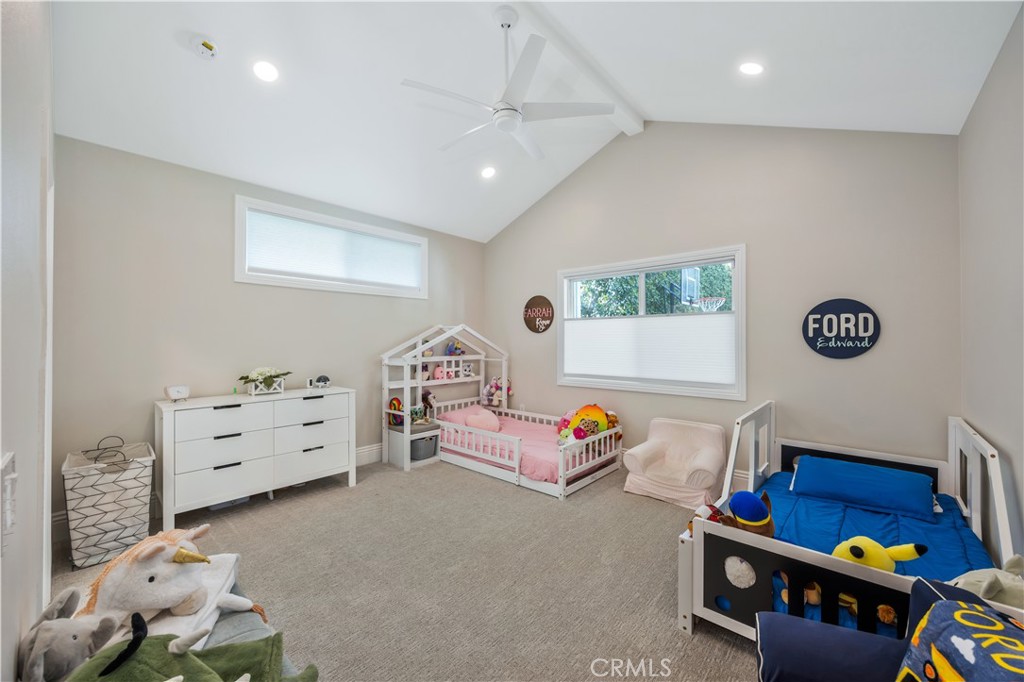 519 E Cumberland Road