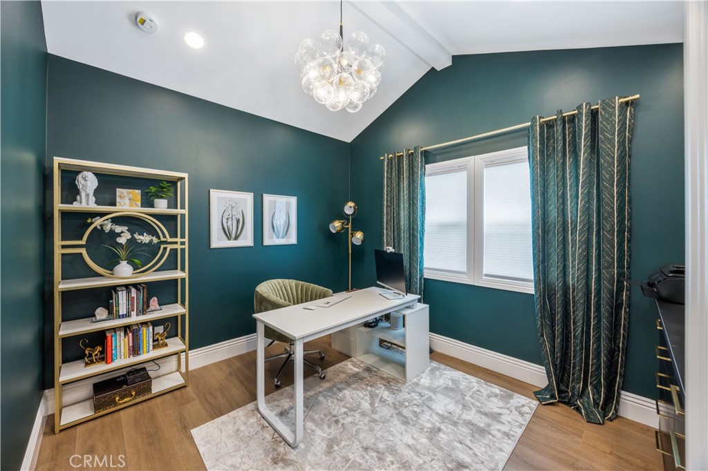 519 E Cumberland Road