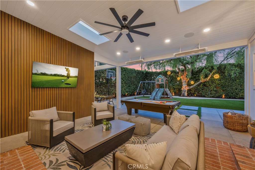 519 E Cumberland Road