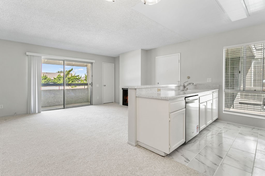 2827 S Fairview Street H