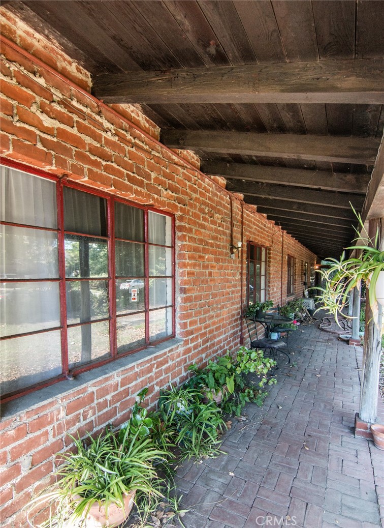 4405 Carpenter Avenue