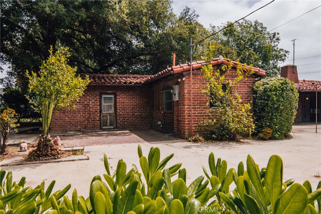 4405 Carpenter Avenue