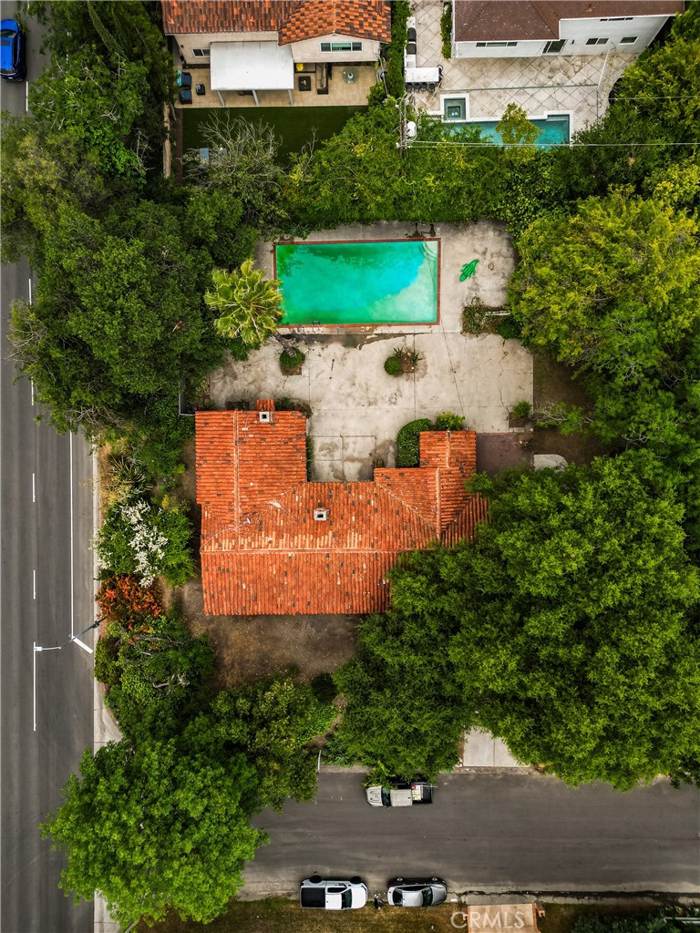 4405 Carpenter Avenue