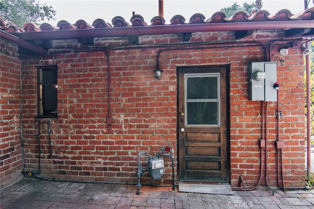 4405 Carpenter Avenue