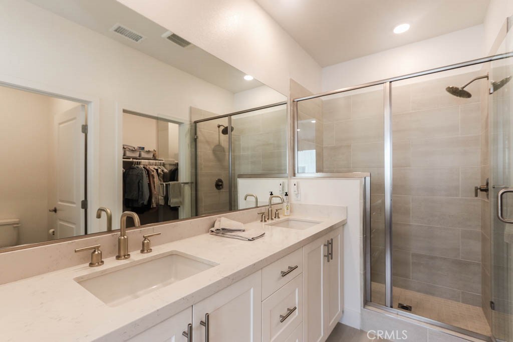 1682 Lexington Lane
