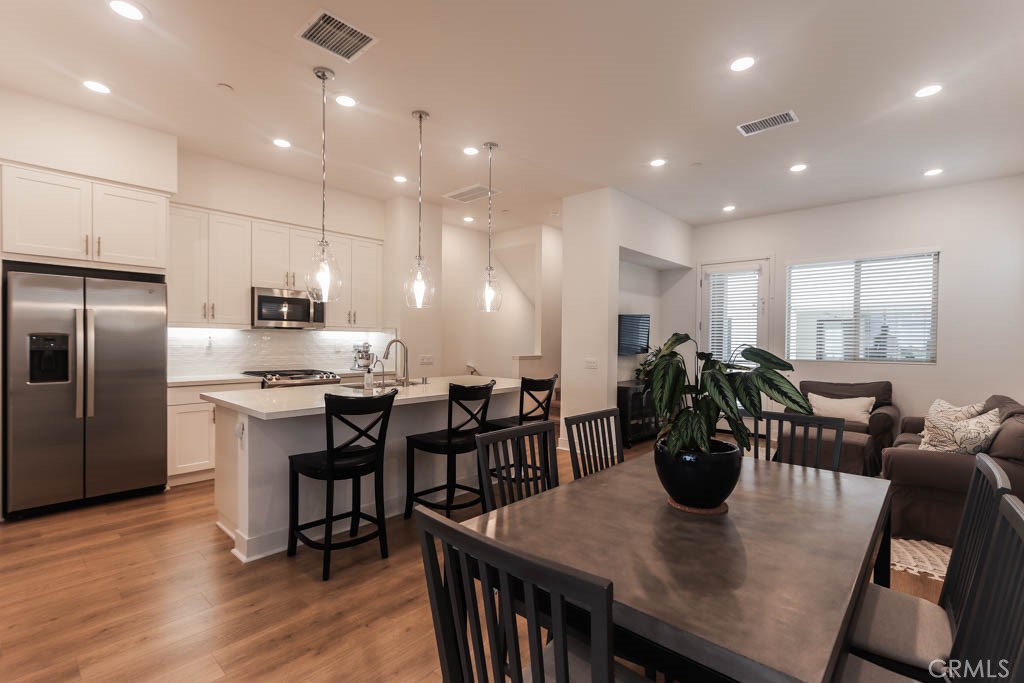1682 Lexington Lane