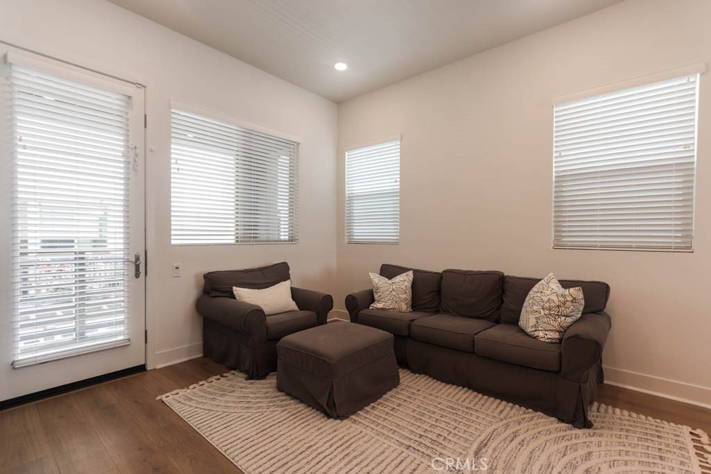 1682 Lexington Lane