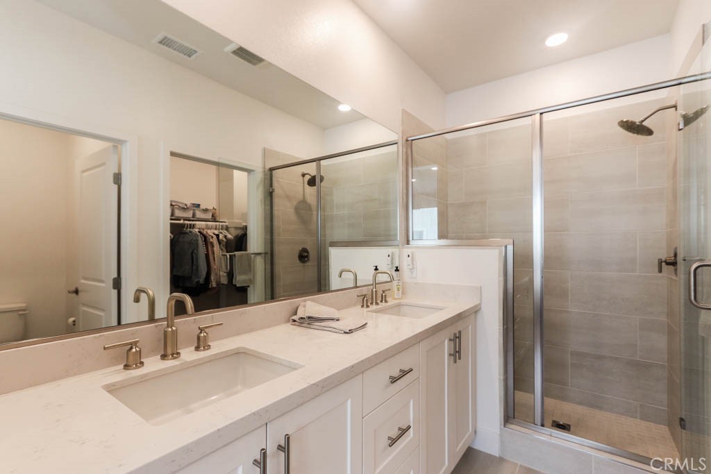 1682 Lexington Lane