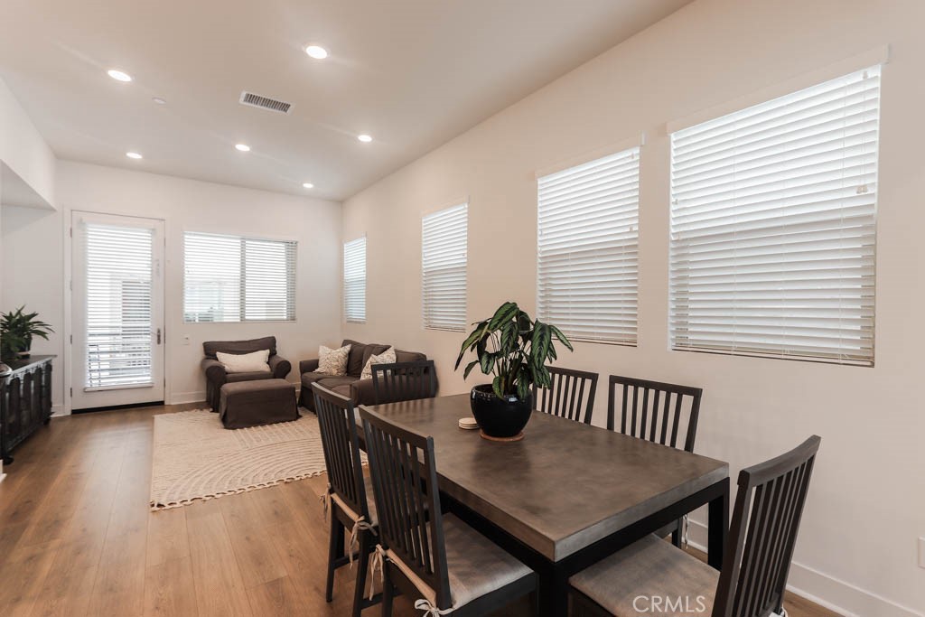 1682 Lexington Lane
