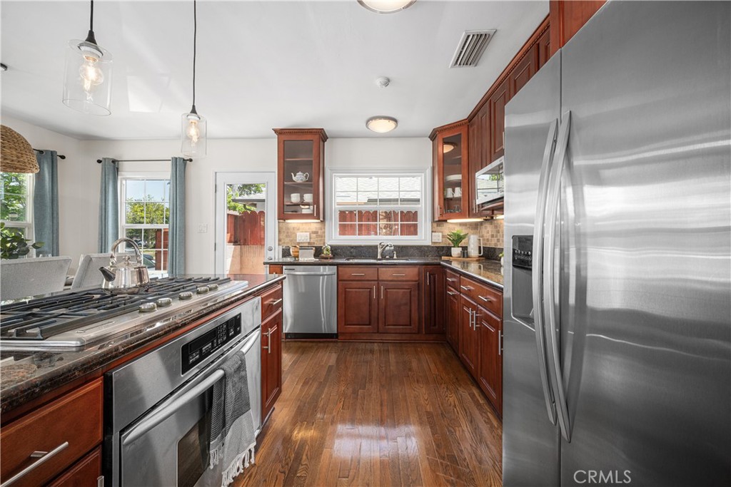 5530 E Mezzanine Way