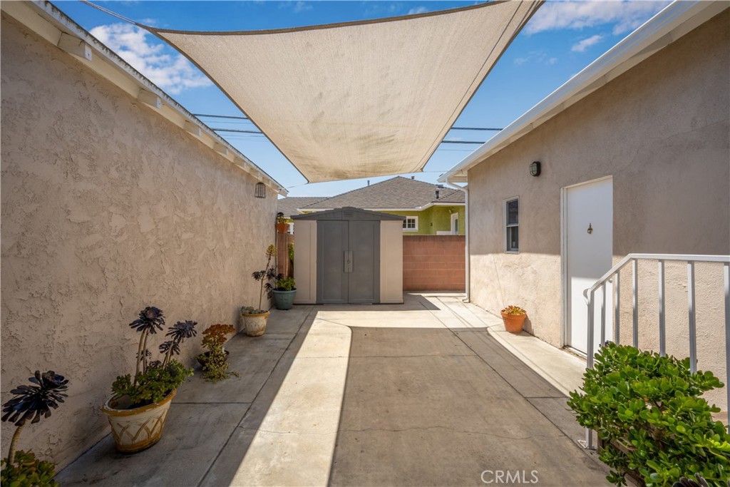 5530 E Mezzanine Way