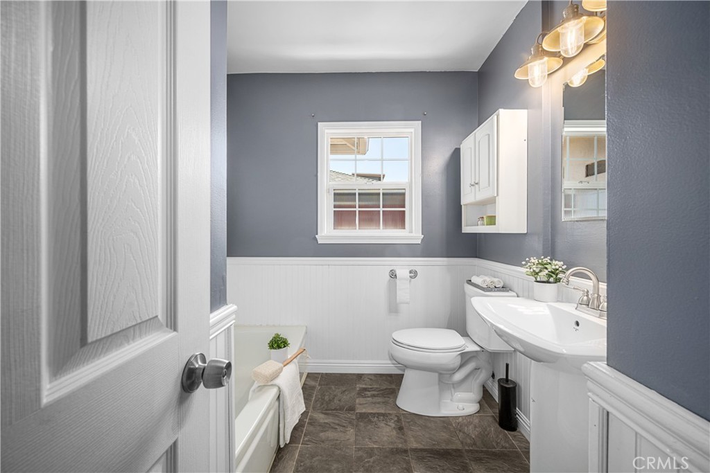 5530 E Mezzanine Way