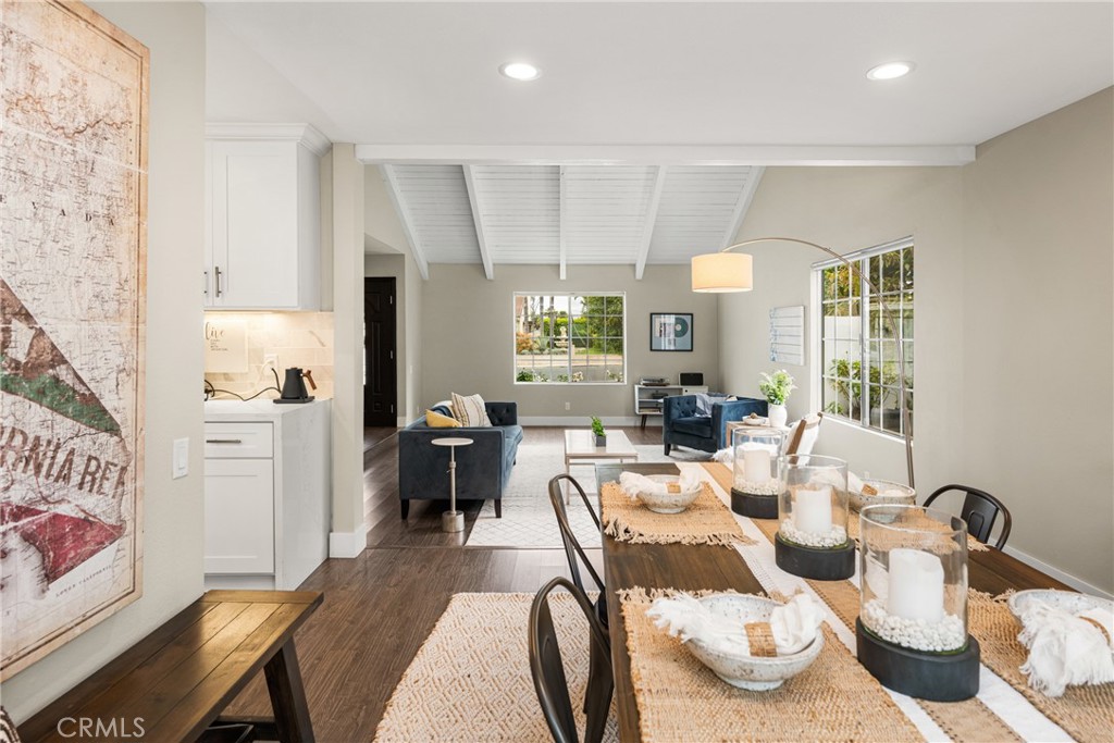 342 S SILVERBROOK DR.