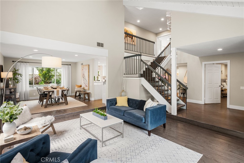 342 S SILVERBROOK DR.