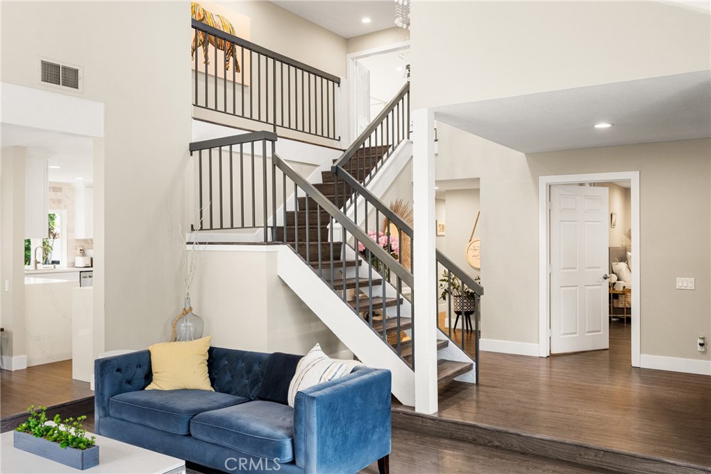 342 S SILVERBROOK DR.